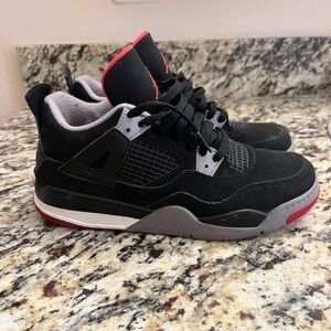 Jordan Bred 4s